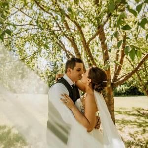 Meet your Posher, Valison